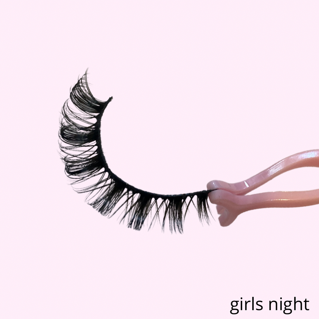 Girls night lash